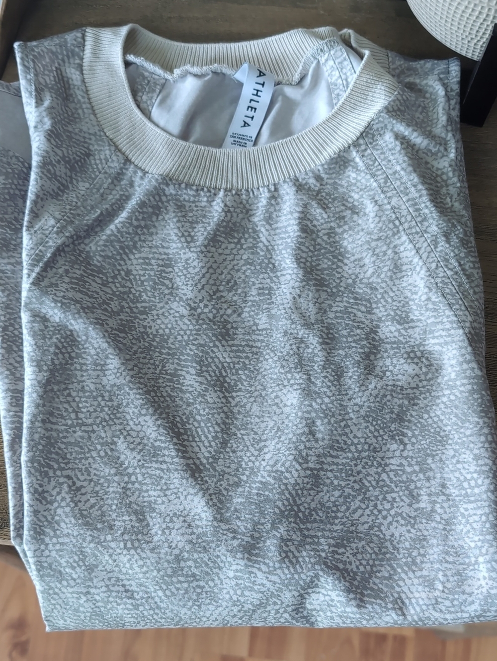 Athleta Tank Tee Lot Of 7 Oxygen Renew Graphic Lasercut Ribbed Bundle - Picture 15 of 16